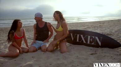 Threesome sex with two horny teen babes