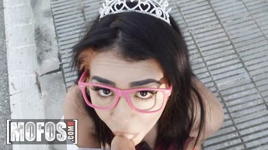 This blonde slut gets her vixen frame pulverized after her birthday plans failed